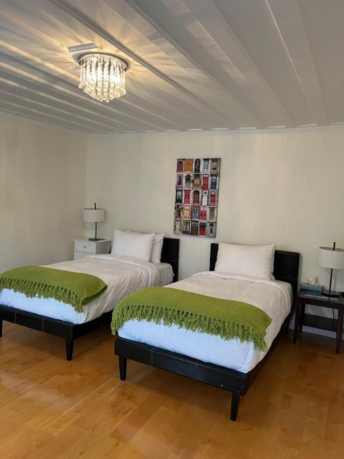 Hotel Acadia Квебек Екстериор снимка