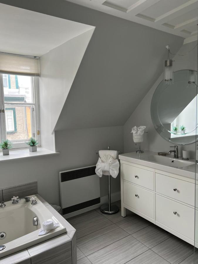 Hotel Acadia Квебек Екстериор снимка