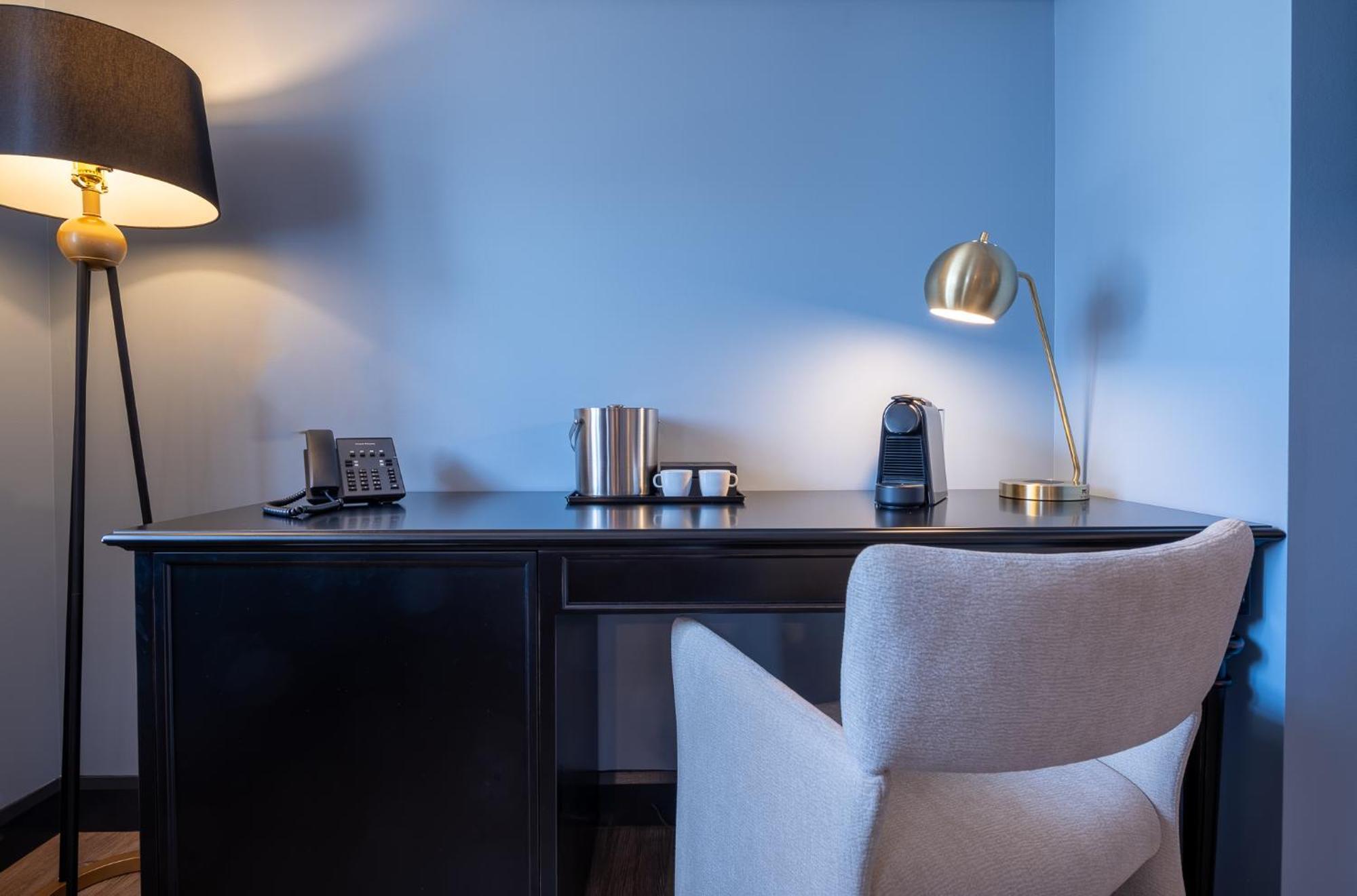 Hotel Acadia Квебек Екстериор снимка